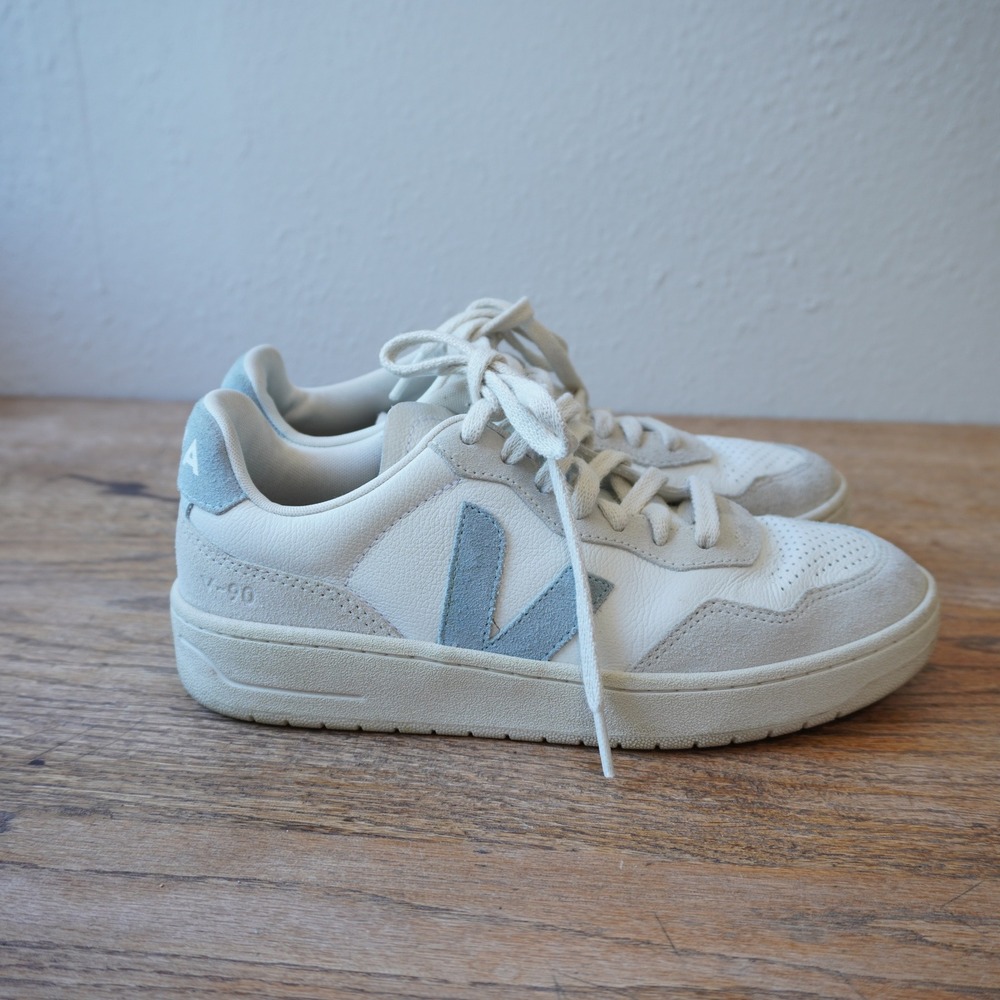 Veja V-90 Sneaker Women's 6.5 White Blue Leather Suede Low Top Court Shoe